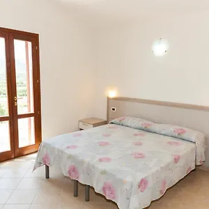 Corte Di Gallura Aparthotel